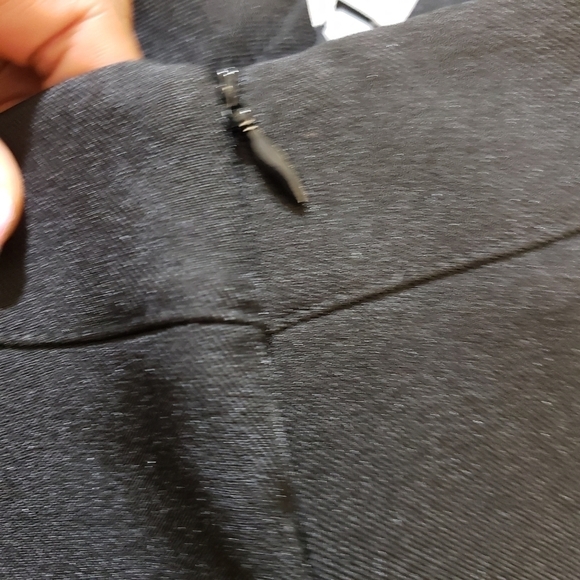 In The Style Bradshaw Mini Skirt With Lace Detail at Back - Picture 4 of 8